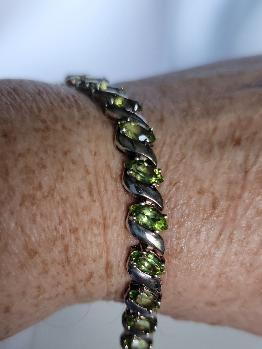 Sterling Silver Green Peridot Tennis Bracelet